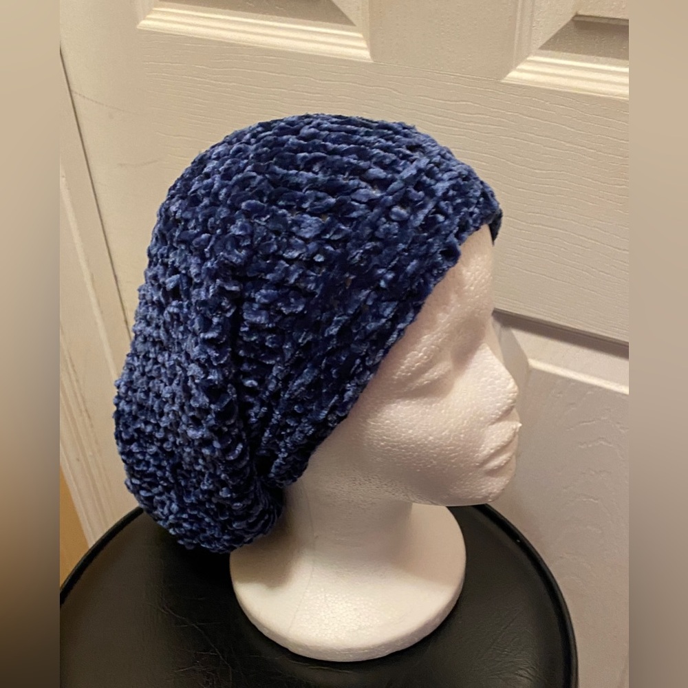 Crochet hat - Picture 3 of 8